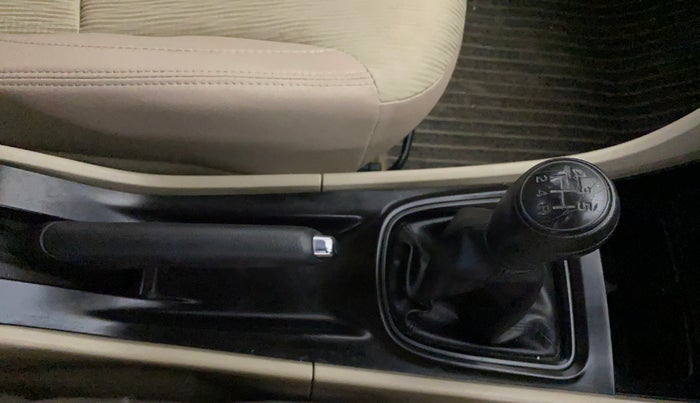 2018 Maruti Ciaz SIGMA 1.4 MT PETROL, Petrol, Manual, 39,880 km, Gear Lever