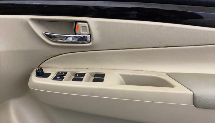 2018 Maruti Ciaz SIGMA 1.4 MT PETROL, Petrol, Manual, 39,880 km, Driver Side Door Panels Control