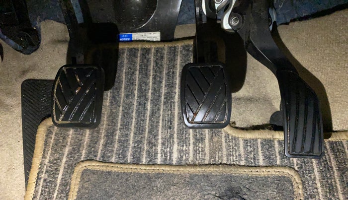 2018 Maruti Ciaz SIGMA 1.4 MT PETROL, Petrol, Manual, 39,880 km, Pedals