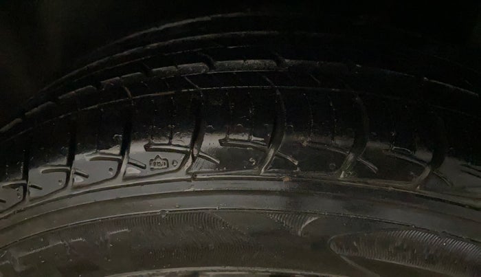 2018 Maruti Ciaz SIGMA 1.4 MT PETROL, Petrol, Manual, 39,880 km, Left Rear Tyre Tread