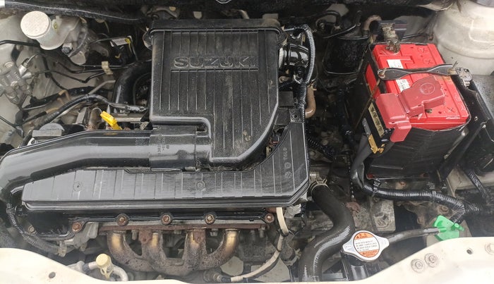 2015 Maruti Swift LXI (O), Petrol, Manual, 32,701 km, Engine View