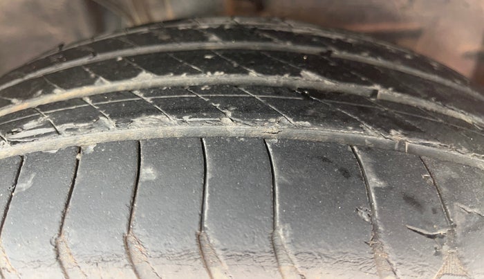 2018 Toyota YARIS G CVT, Petrol, Automatic, 76,889 km, Right Front Tyre Tread