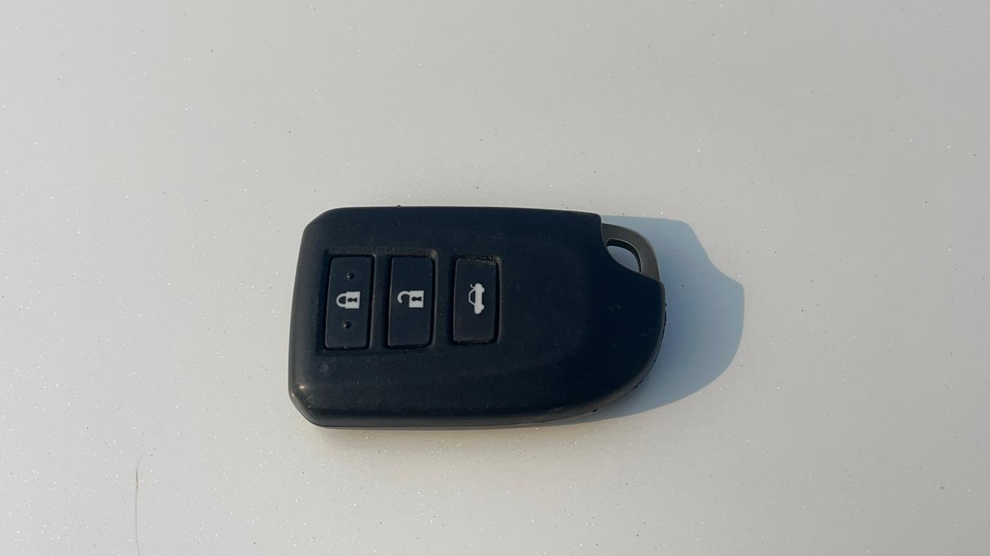 2018 Toyota YARIS G CVT, Petrol, Automatic, 76,889 km, Key Close Up