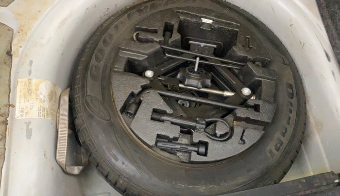 2018 Volkswagen Polo COMFORTLINE 1.0L MPI, Petrol, Manual, 78,133 km, Spare Tyre