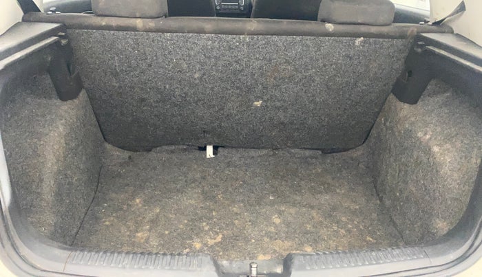 2018 Volkswagen Polo COMFORTLINE 1.0L MPI, Petrol, Manual, 78,133 km, Boot Inside