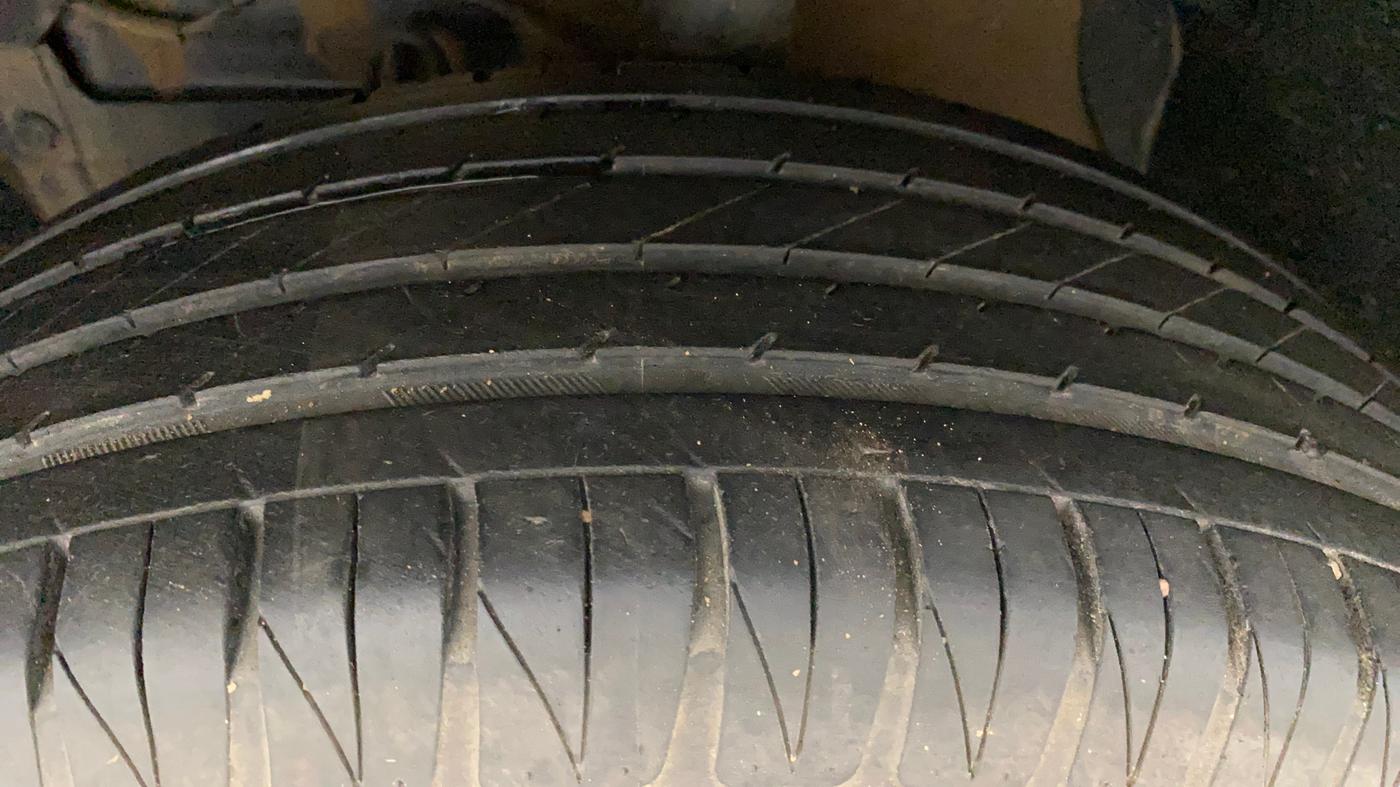 2022 Toyota URBAN CRUISER PREMIUM GRADE AT, Petrol, Automatic, 40,860 km, Left Front Tyre Tread
