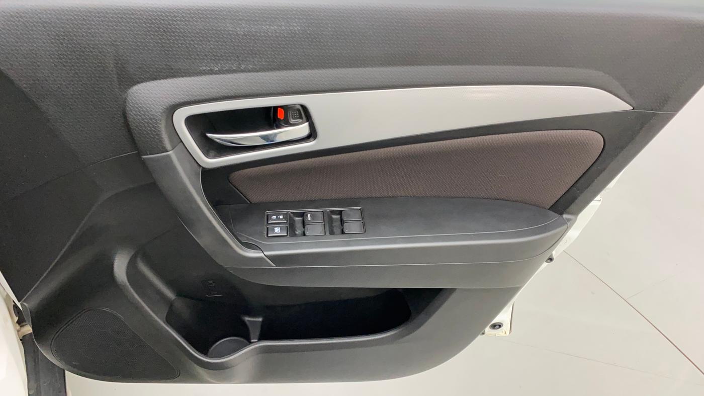 2022 Toyota URBAN CRUISER PREMIUM GRADE AT, Petrol, Automatic, 40,860 km, Driver Side Door Panels Control