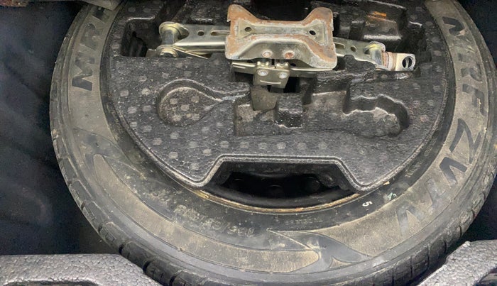 2019 Maruti Ciaz ALPHA  AT 1.5 SHVS PETROL, Petrol, Automatic, 35,442 km, Spare Tyre