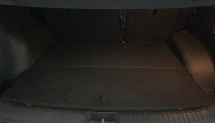 2018 Hyundai Creta SX PLUS AT 1.6 PETROL, Petrol, Automatic, 49,814 km, Boot Inside