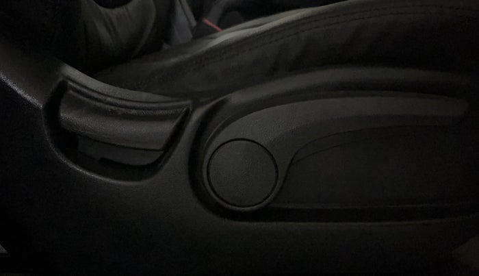 2018 Hyundai Creta SX PLUS AT 1.6 PETROL, Petrol, Automatic, 49,814 km, Driver Side Adjustment Panel