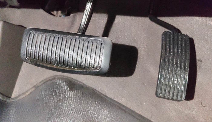 2013 Hyundai i10 SPORTZ 1.2 AT, Petrol, Automatic, 74,410 km, Pedals