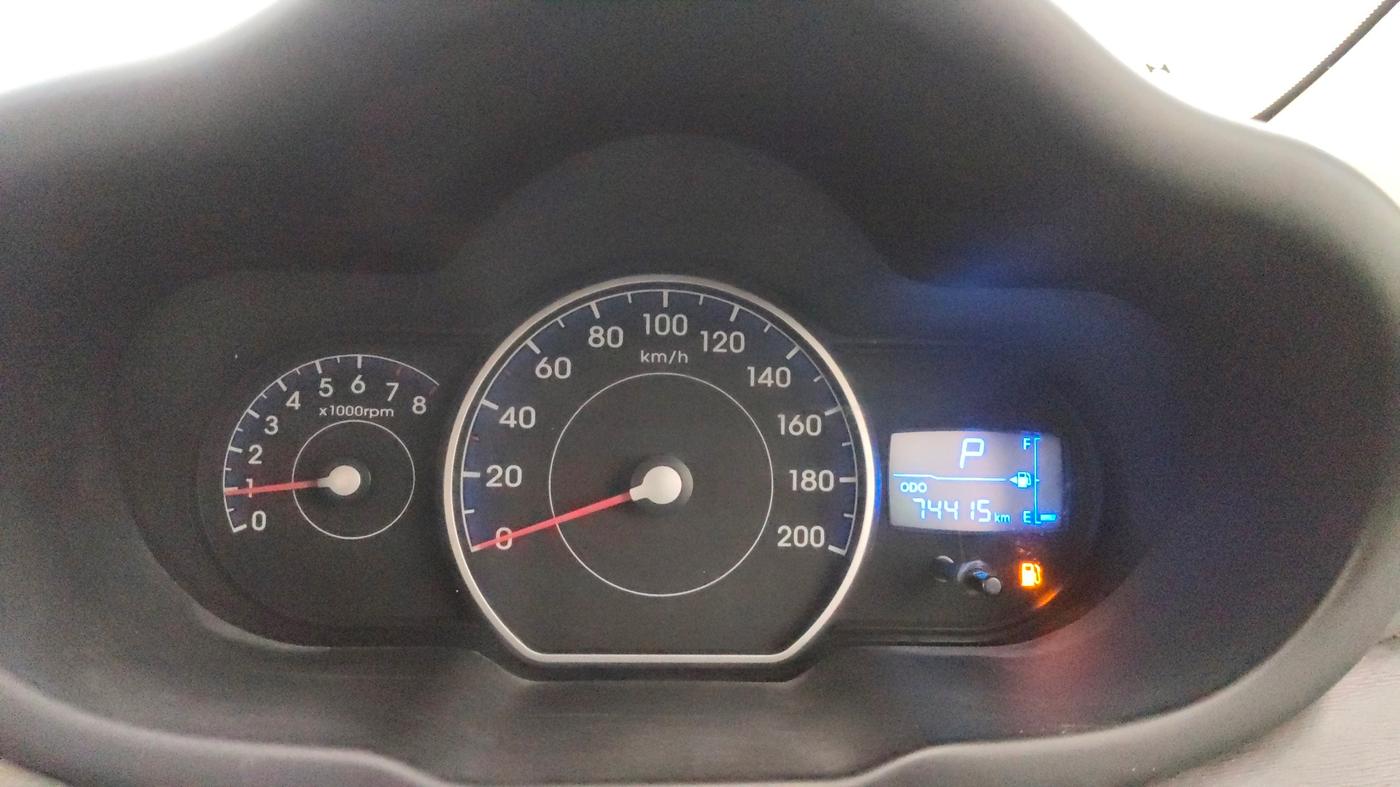 2013 Hyundai i10 SPORTZ 1.2 AT, Petrol, Automatic, 74,410 km, Odometer Image