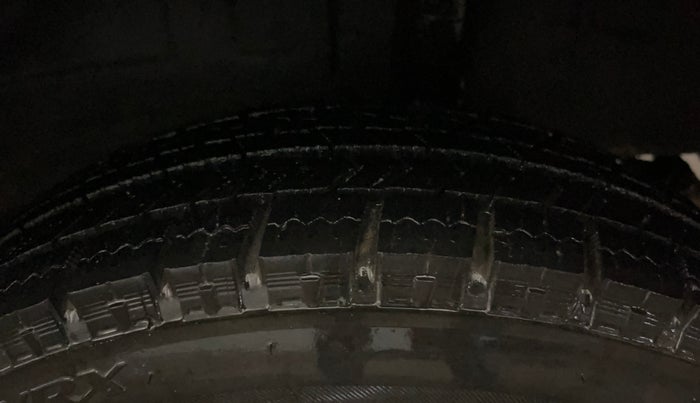 2019 Renault Kwid RXL, Petrol, Manual, 31,913 km, Left Rear Tyre Tread