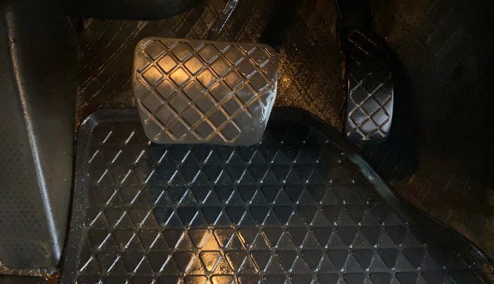 2020 Volkswagen Polo 1.0 GT TSI AT, Petrol, Automatic, 1,18,306 km, Pedals