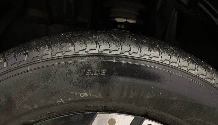 2023 Renault Kiger RXZ TURBO CVT, Petrol, Automatic, 24,169 km, Left Front Tyre Tread