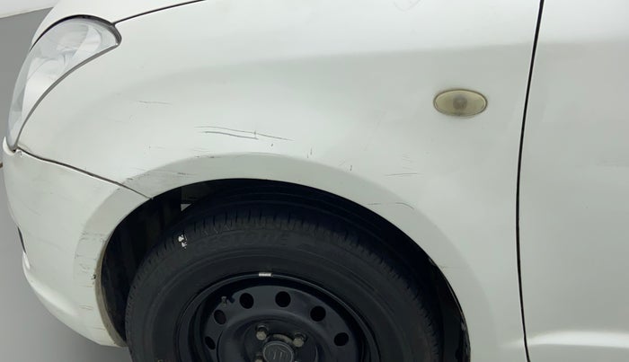 2011 Maruti Swift LXI, Petrol, Manual, 97,383 km, Left fender - Minor scratches