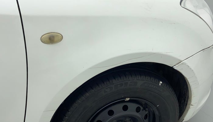 2011 Maruti Swift LXI, Petrol, Manual, 97,383 km, Right fender - Minor scratches