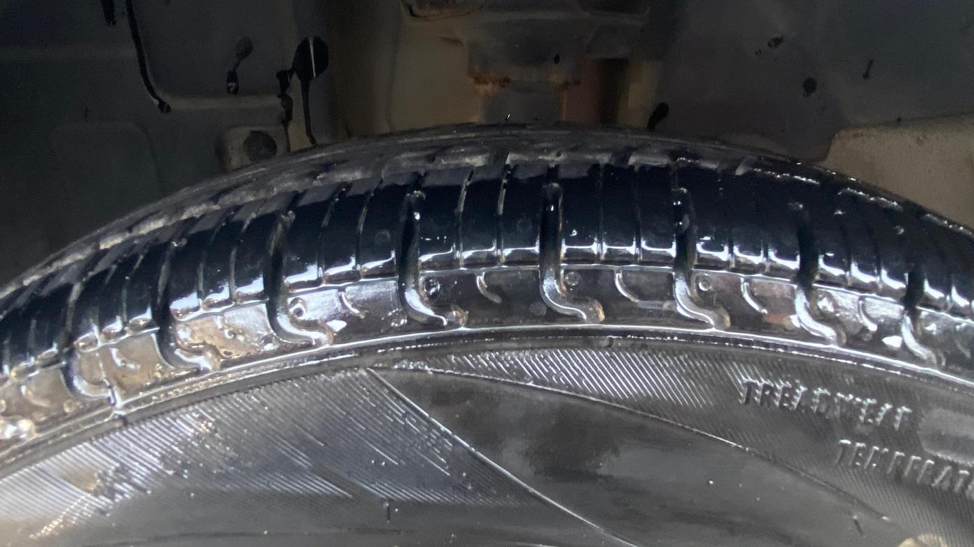 2019 Renault Kwid RXT 0.8 (O), Petrol, Manual, 29,248 km, Left Front Tyre Tread
