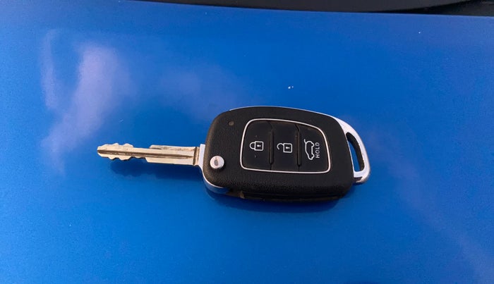 2017 Hyundai Elite i20 SPORTZ 1.2, Petrol, Manual, 36,068 km, Key Close Up