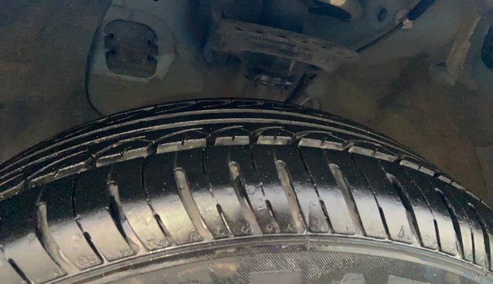 2017 Hyundai Elite i20 SPORTZ 1.2, Petrol, Manual, 36,068 km, Left Front Tyre Tread