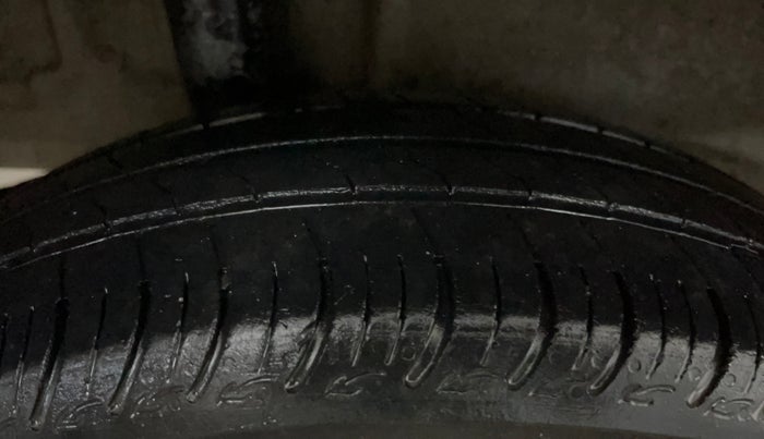 2022 Maruti New Wagon-R VXI CNG 1.0, CNG, Manual, 28,075 km, Right Rear Tyre Tread