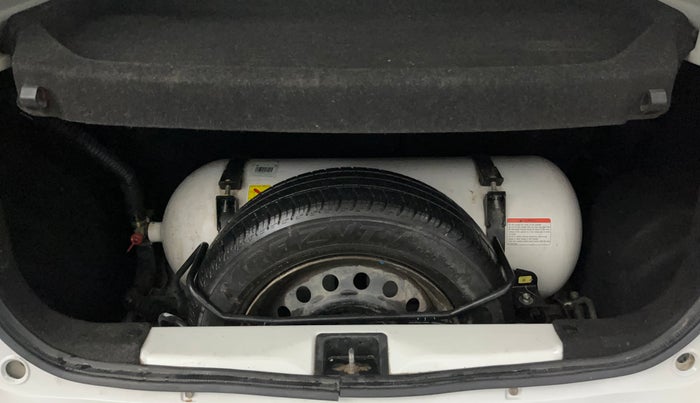 2022 Maruti New Wagon-R VXI CNG 1.0, CNG, Manual, 28,075 km, Boot Inside