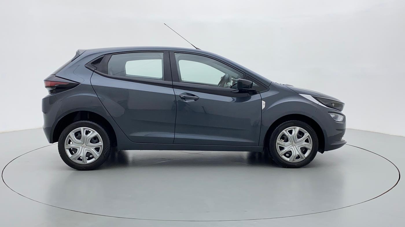 2020 Tata ALTROZ XT 1.2, Petrol, Manual, 27,240 km, Right Side