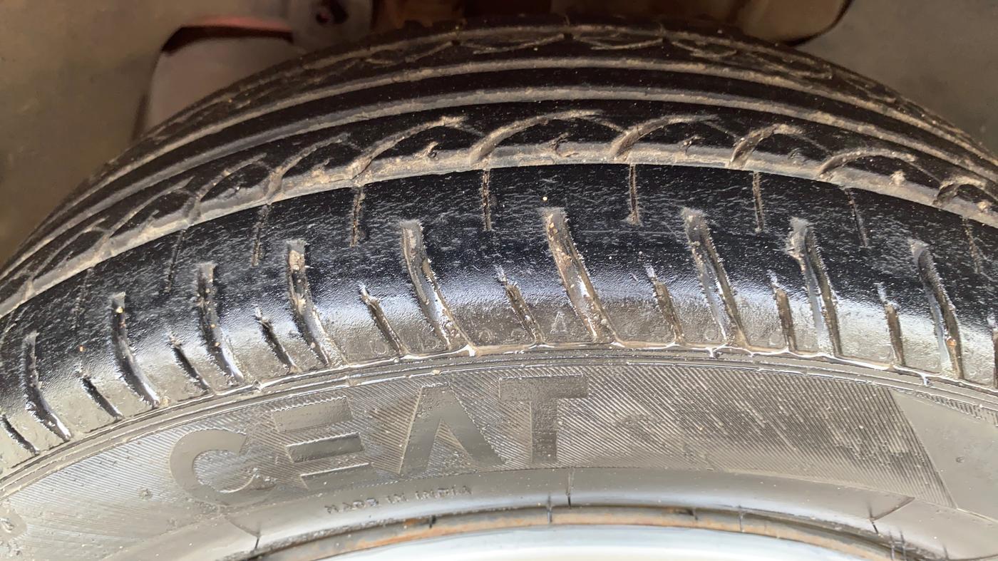 2016 Tata Tiago XT PETROL, Petrol, Manual, 82,724 km, Left Front Tyre Tread