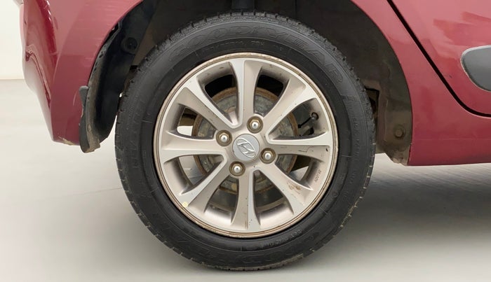 2016 Hyundai Grand i10 ASTA AT 1.2 KAPPA VTVT, Petrol, Automatic, 93,065 km, Right Rear Wheel
