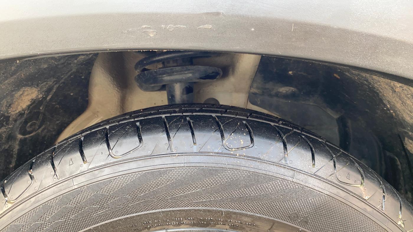 2019 MG HECTOR SHARP 1.5 DCT PETROL, Petrol, Automatic, 22,683 km, Right Front Tyre Tread