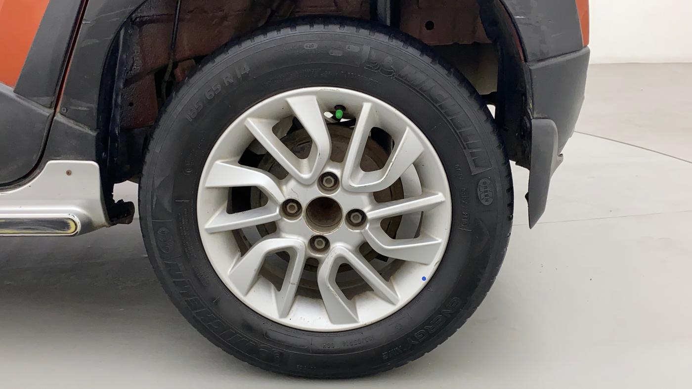 2017 Mahindra Kuv100 K6 PLUS D 6 STR, Diesel, Manual, 1,23,152 km, Left Rear Wheel