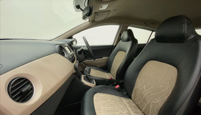 2018 Hyundai Grand i10 MAGNA AT 1.2 KAPPA VTVT, Petrol, Automatic, 40,561 km, Right Side Front Door Cabin