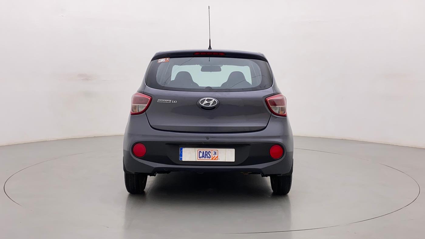 2018 Hyundai Grand i10 MAGNA AT 1.2 KAPPA VTVT, Petrol, Automatic, 40,561 km, Back/Rear