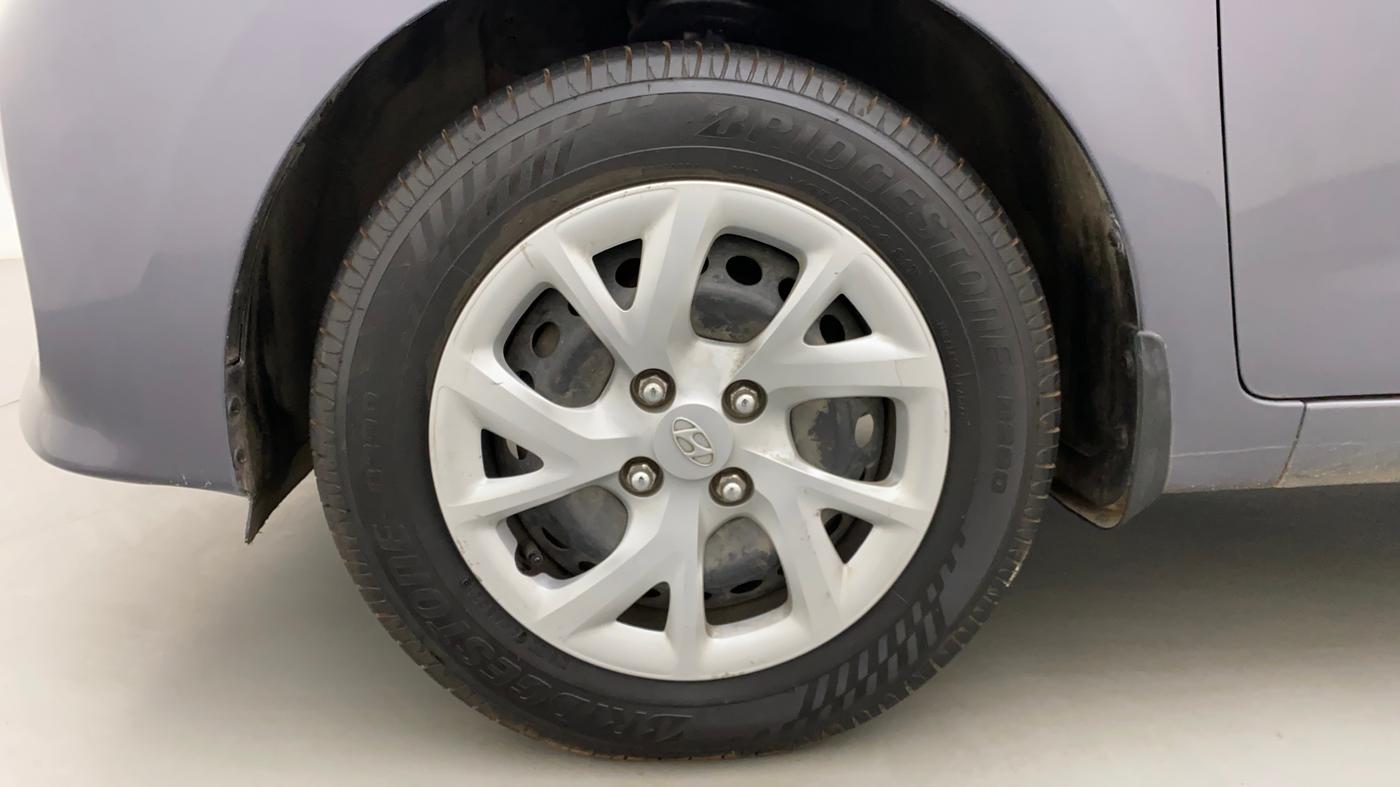 2018 Hyundai Grand i10 MAGNA AT 1.2 KAPPA VTVT, Petrol, Automatic, 40,561 km, Left Front Wheel