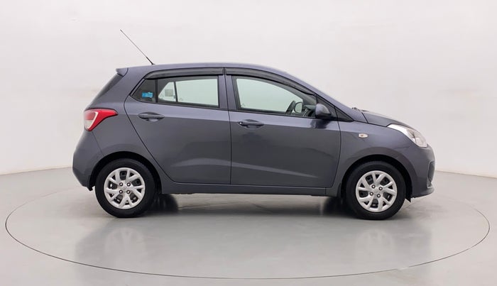2018 Hyundai Grand i10 MAGNA AT 1.2 KAPPA VTVT, Petrol, Automatic, 40,561 km, Right Side View