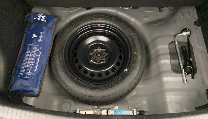 2018 Hyundai Grand i10 MAGNA AT 1.2 KAPPA VTVT, Petrol, Automatic, 40,561 km, Spare Tyre