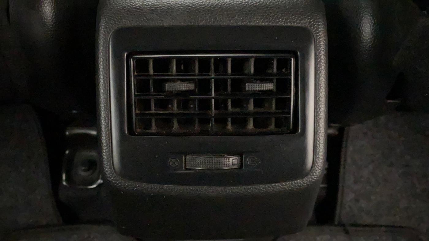 2018 Hyundai Grand i10 MAGNA AT 1.2 KAPPA VTVT, Petrol, Automatic, 40,561 km, Rear AC Vents