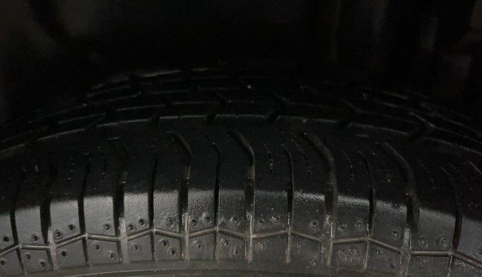 2021 Maruti Swift Dzire TOUR S-CNG, CNG, Manual, 56,509 km, Left Rear Tyre Tread