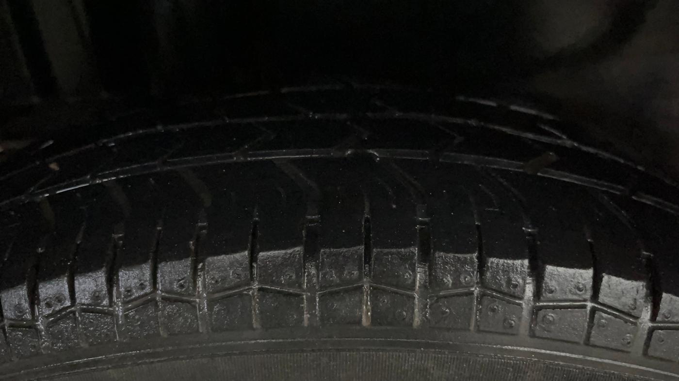 2021 Maruti Swift Dzire TOUR S-CNG, CNG, Manual, 56,509 km, Right Rear Tyre Tread