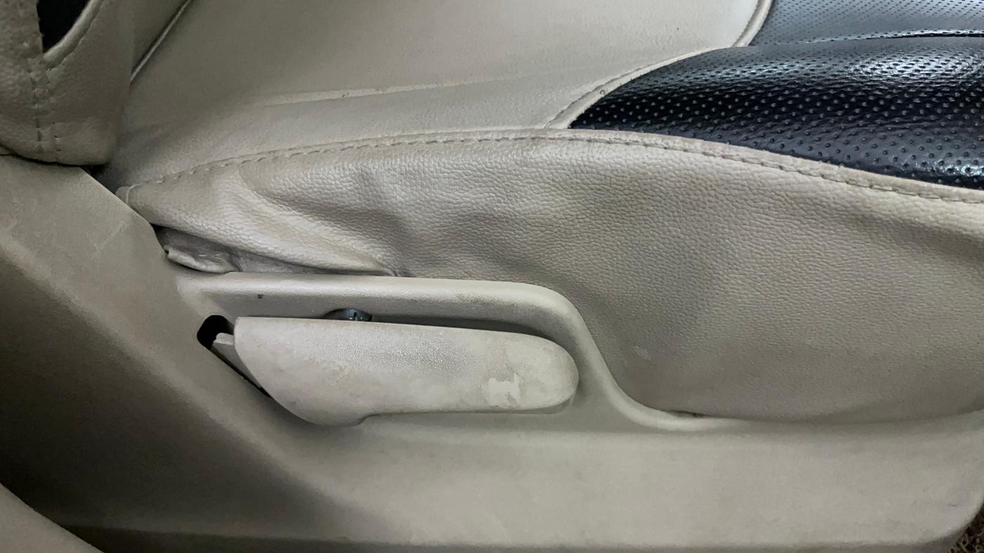 2021 Maruti Swift Dzire TOUR S-CNG, CNG, Manual, 56,509 km, Driver Side Adjustment Panel