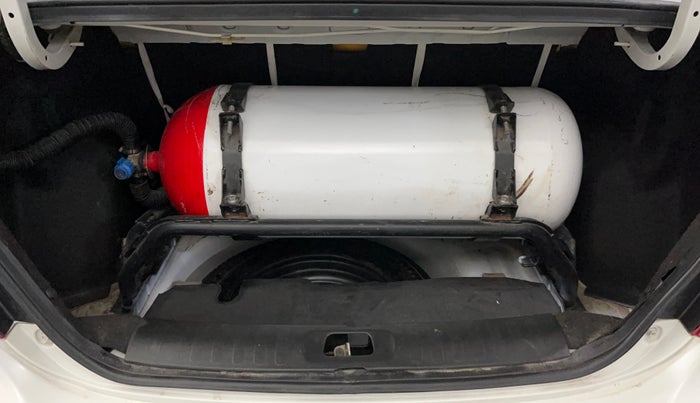 2021 Maruti Swift Dzire TOUR S-CNG, CNG, Manual, 56,509 km, Boot Inside