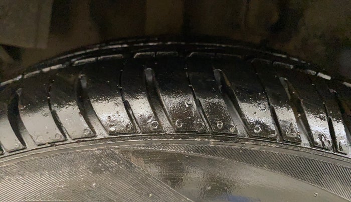 2016 Tata Tiago XZ PETROL, CNG, Manual, 97,724 km, Right Rear Tyre Tread