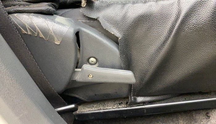 2018 Maruti Alto 800 VXI, Petrol, Manual, 59,297 km, Driver Side Adjustment Panel