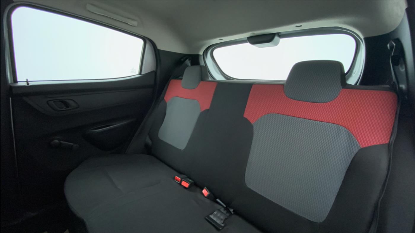 2017 Renault Kwid RXT 1.0 EASY-R AT OPTION, Petrol, Automatic, 9,601 km, Right Side Rear Door Cabin