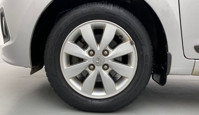 2014 Hyundai Xcent SX 1.2 OPT, Petrol, Manual, 17,724 km, Left Front Wheel