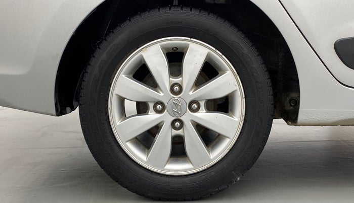 2014 Hyundai Xcent SX 1.2 OPT, Petrol, Manual, 17,724 km, Right Rear Wheel