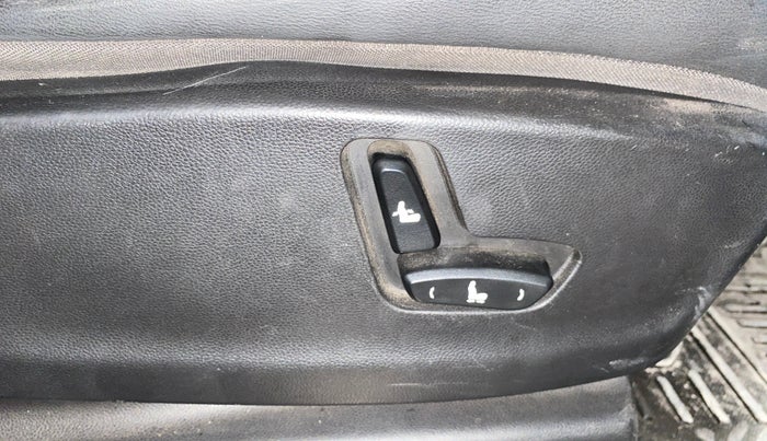 2019 MG HECTOR SHARP HYBRID 1.5 PETROL, Petrol, Manual, 57,878 km, Driver Side Adjustment Panel