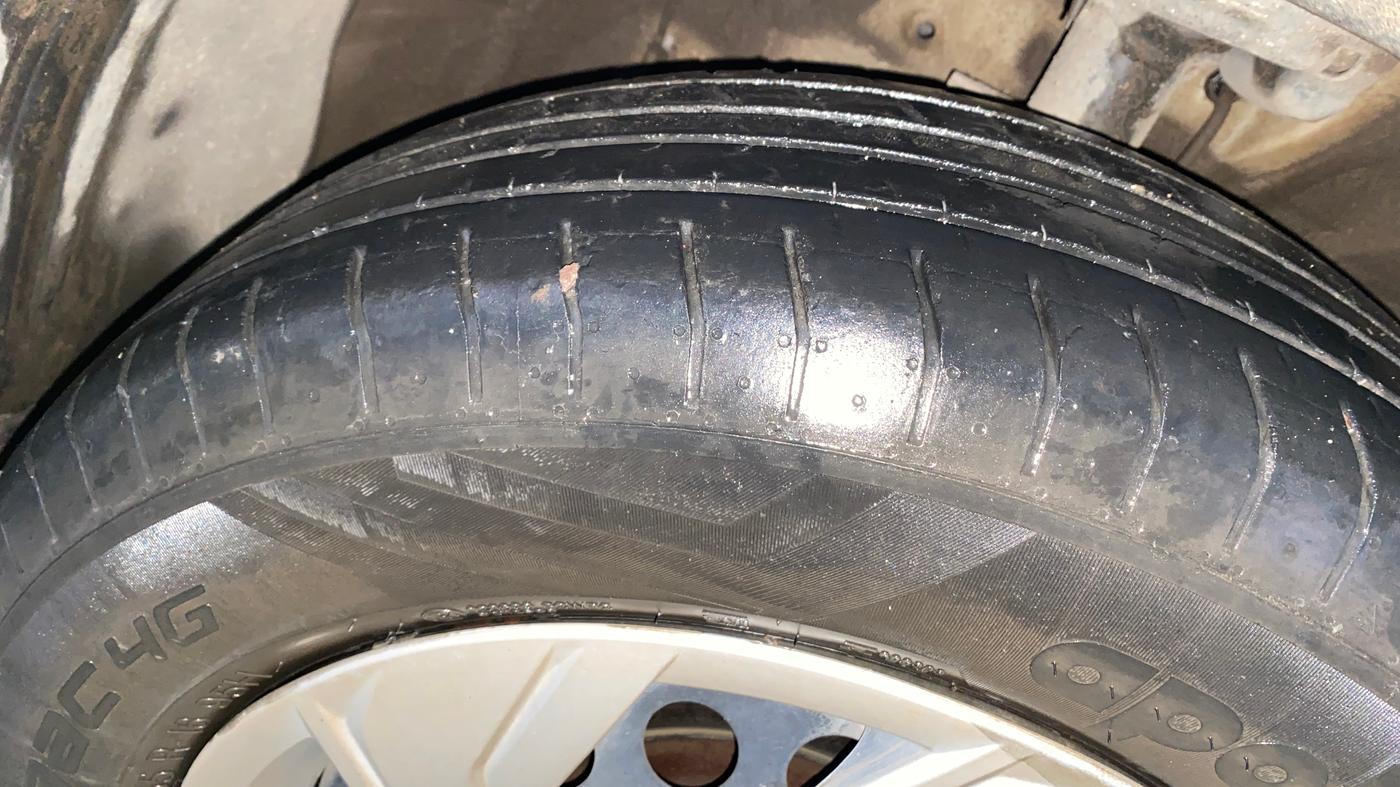 2021 Hyundai Creta EX 1.5 PETROL, Petrol, Manual, 43,769 km, Right Front Tyre Tread