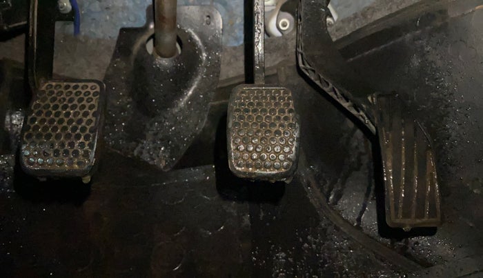 2018 Maruti Alto 800 LXI, Petrol, Manual, 24,767 km, Pedals