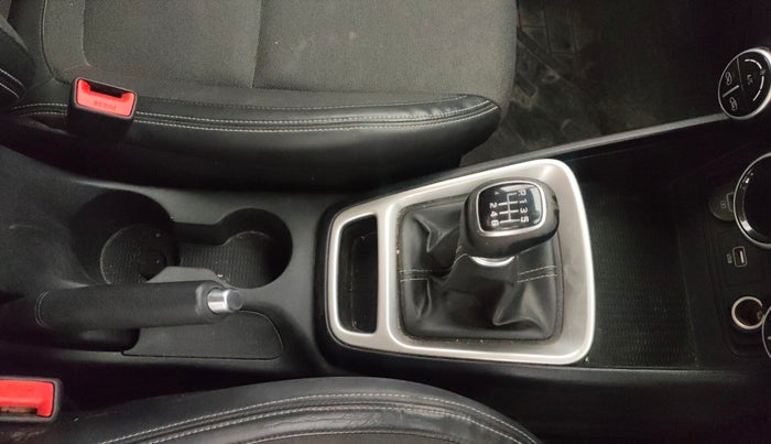 2019 Hyundai VENUE SX 1.0 (O) TURBO, Petrol, Manual, 43,077 km, Gear Lever